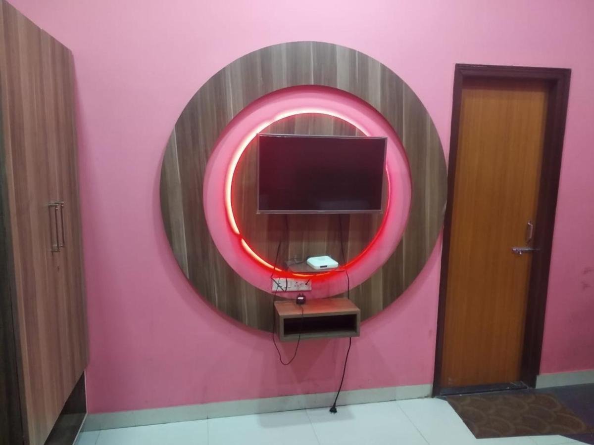 Negi'S Grand By Wb Hotels Kanpur Esterno foto