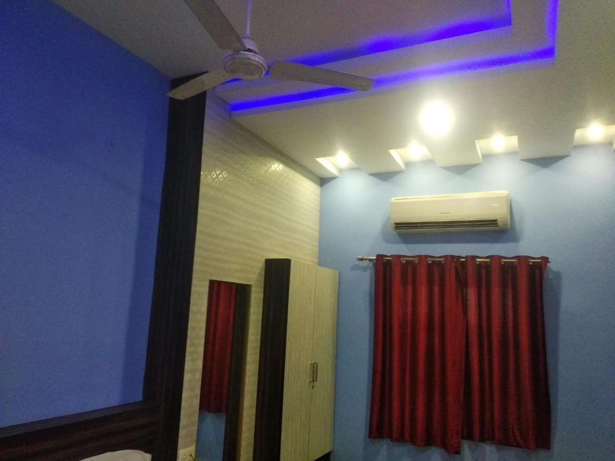Negi'S Grand By Wb Hotels Kanpur Esterno foto