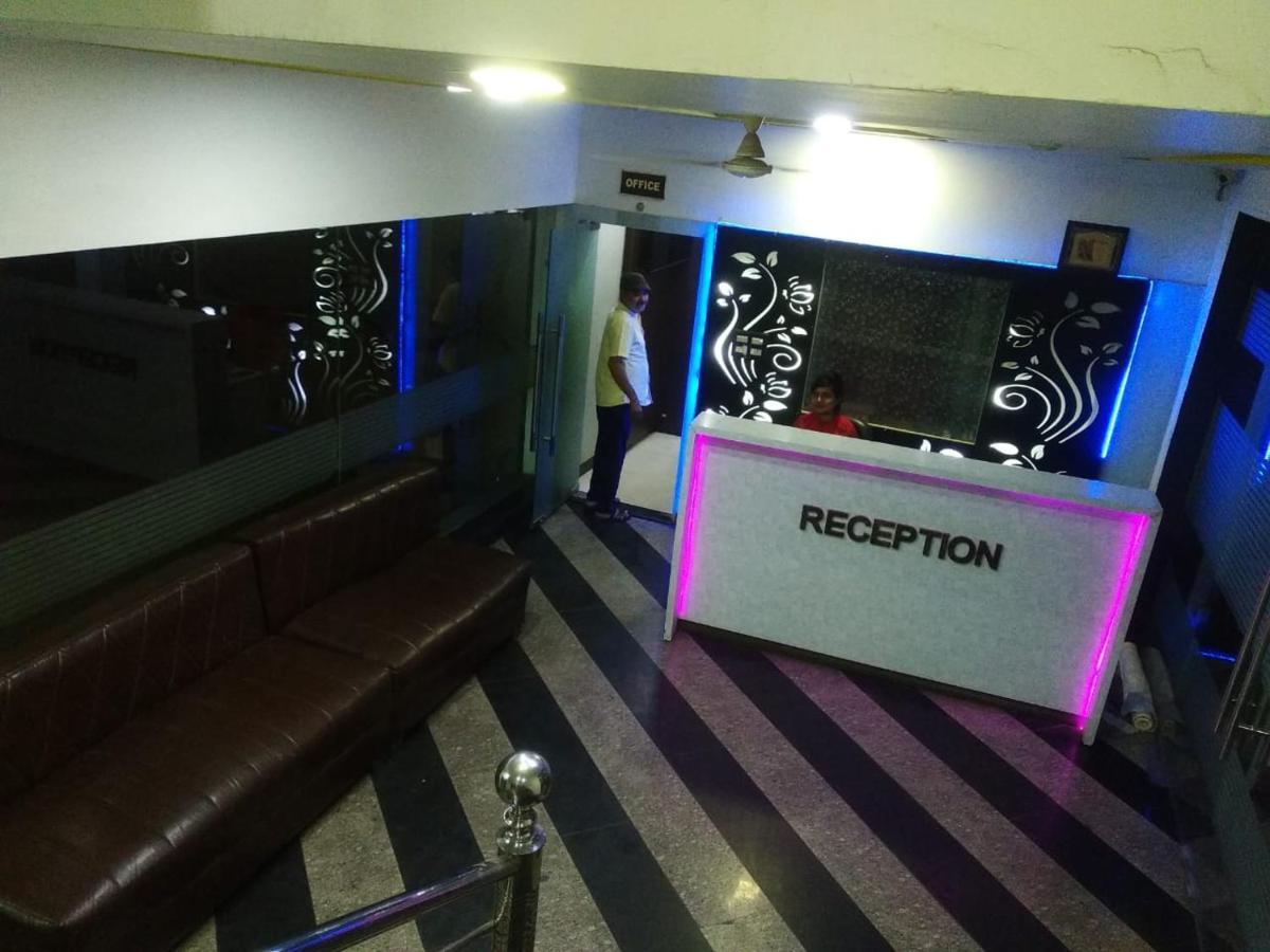 Negi'S Grand By Wb Hotels Kanpur Esterno foto